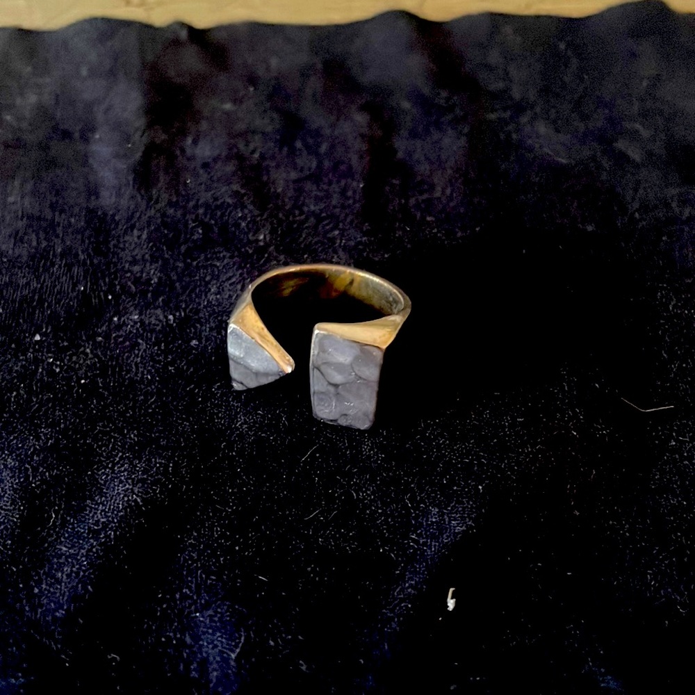 Silver ring 💯 real , not sure of size